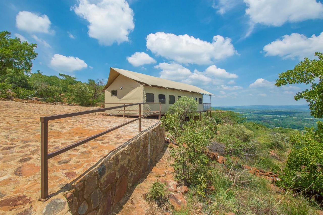 Idwala Le Ingwe Lodge Hekpoort Bagian luar foto