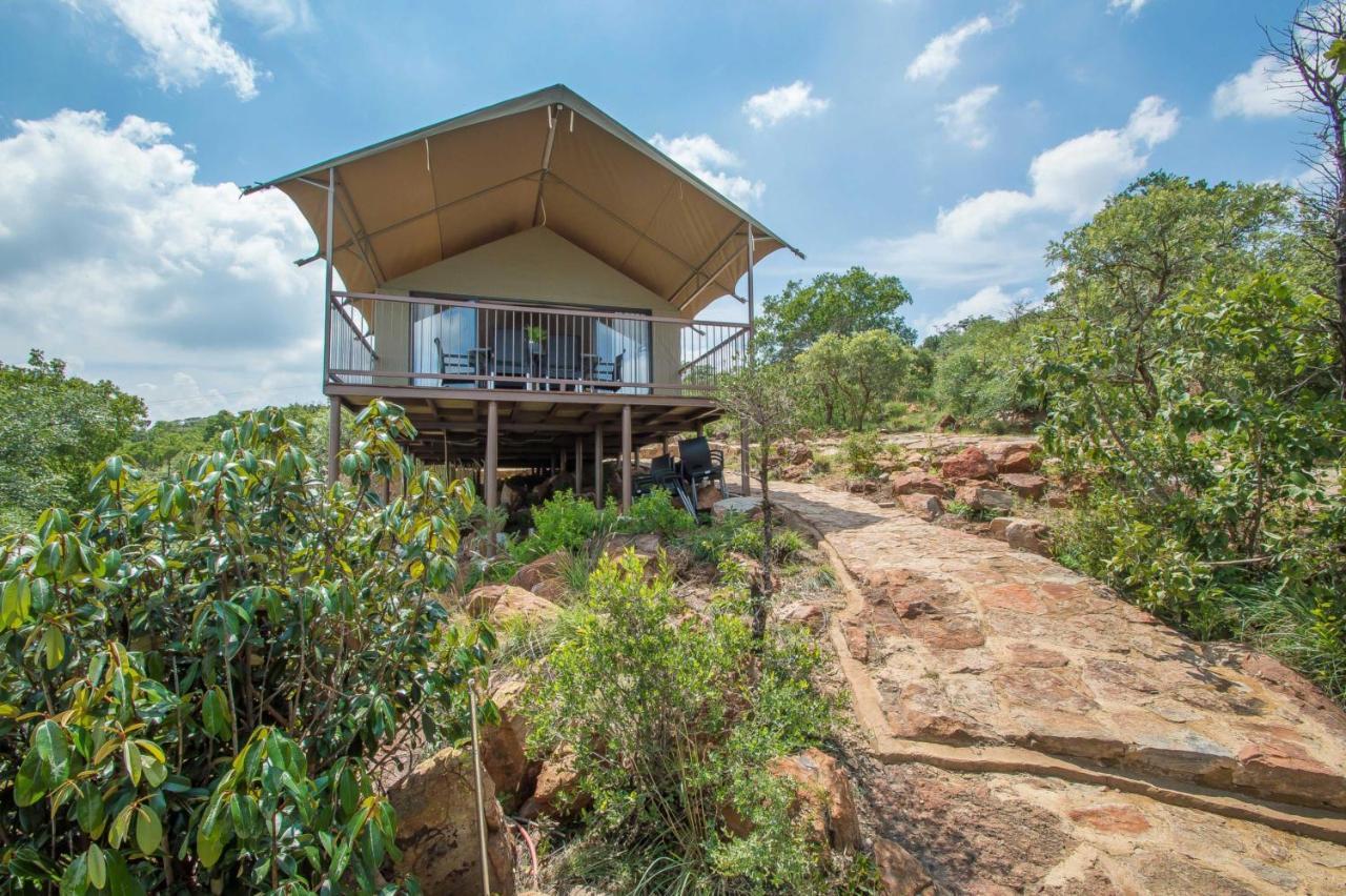Idwala Le Ingwe Lodge Hekpoort Bagian luar foto