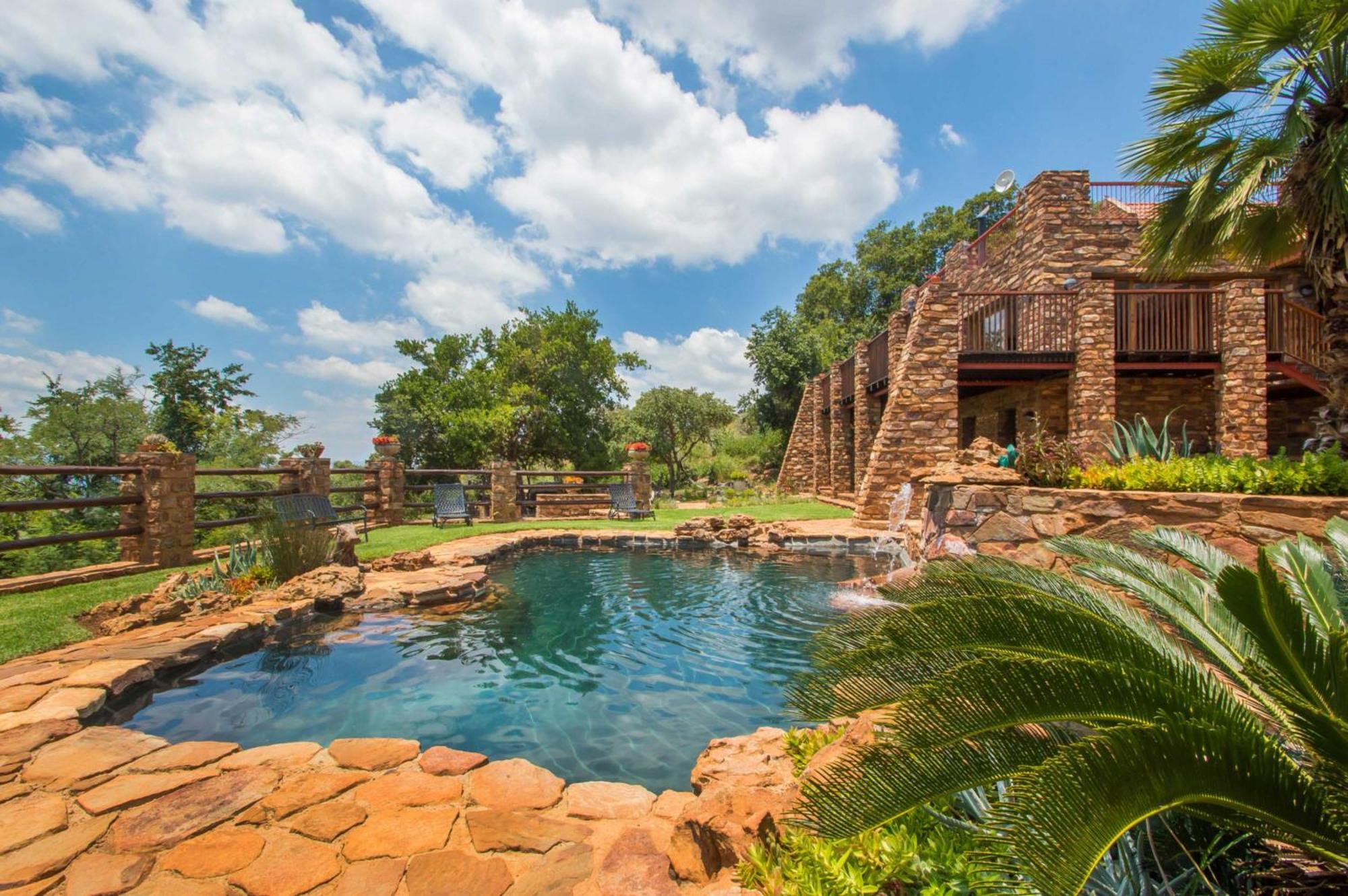 Idwala Le Ingwe Lodge Hekpoort Bagian luar foto
